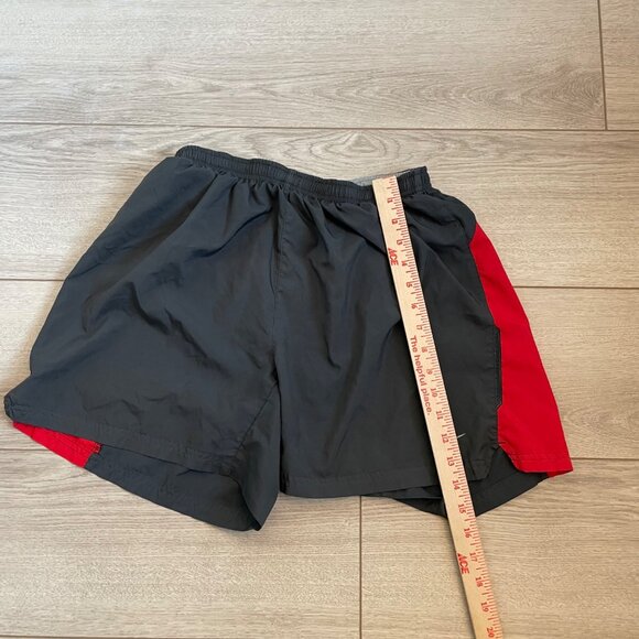 Nike Drifit Men's Gray and Red Shorts Size medium - Picture 4 of 7